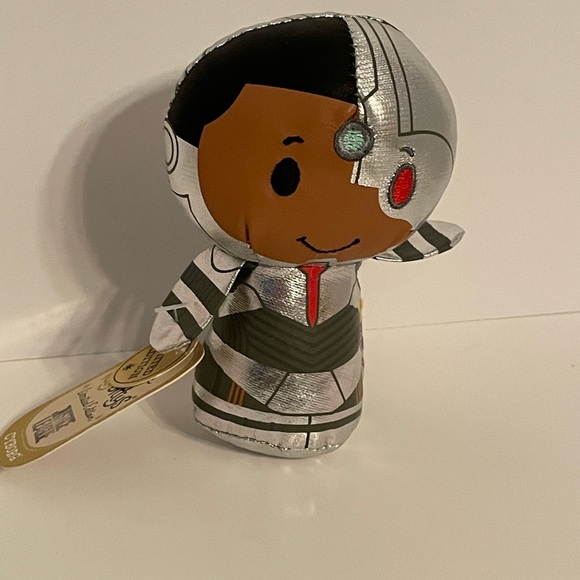 NWT Cyborg Itty Bitty’s by Hallmark - Picture 2 of 2